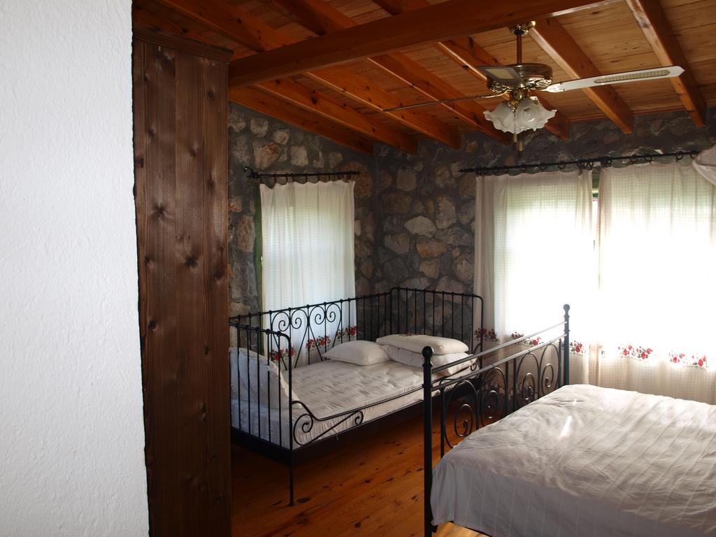 Otantik Tas Ev Bed and Breakfast Dalaman Δωμάτιο φωτογραφία