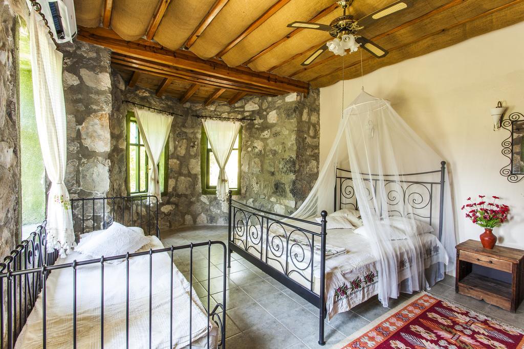 Otantik Tas Ev Bed and Breakfast Dalaman Εξωτερικό φωτογραφία